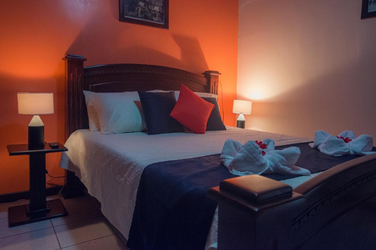 Nafre House B&B Monteverde Buitenkant foto